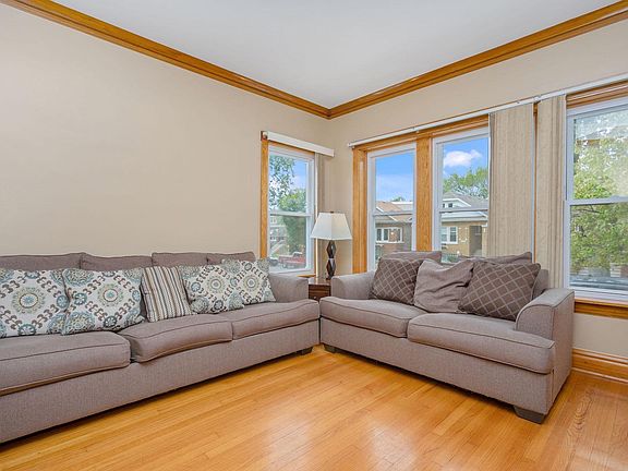 5th image of 1513 Cuyler Ave