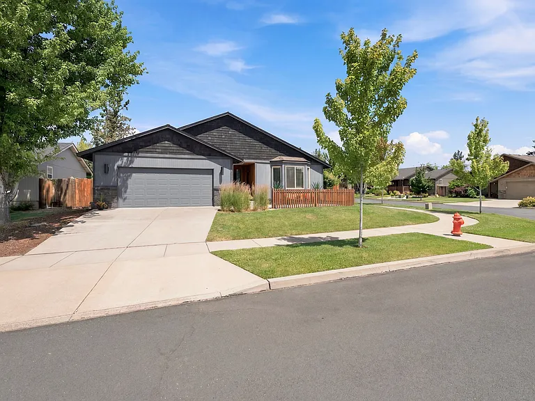 20577 Prospector Loop — Photo 25