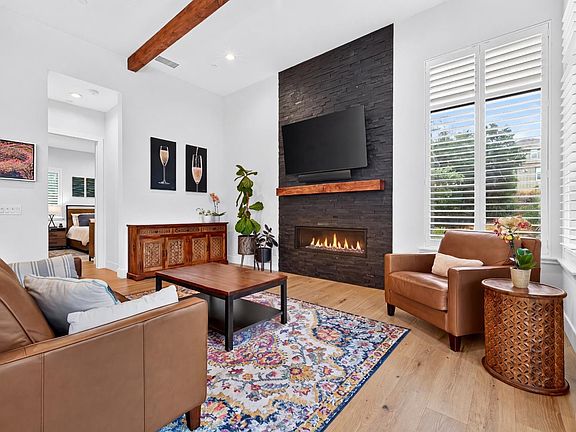 5th image of 3722 Deauville Place