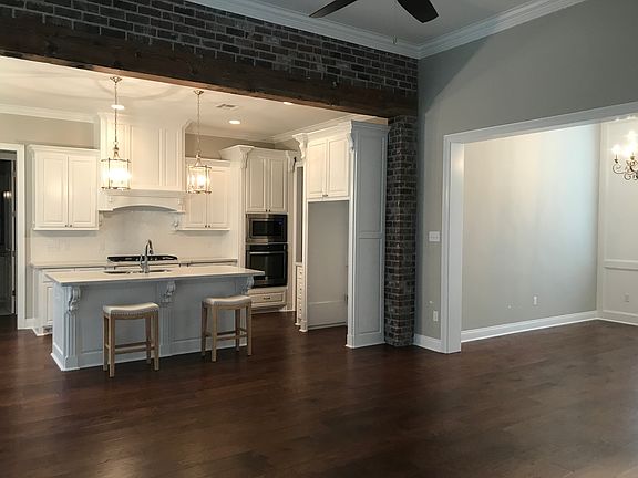 5th image of 3746 Gray Willow Dr