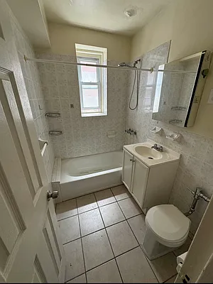 Rented by S&M Associates Realty LLC | media 27