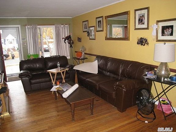 4th image of 165 Truberg Ave