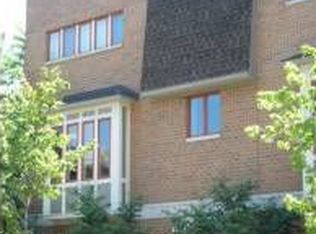 1801 W Belmont Ave, Chicago, IL 60657