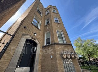 7734 S Phillips Ave APT 3, Chicago, IL 60649
