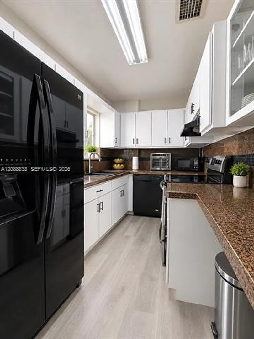 8260 SW 27th Ter # 8260, Miami, FL 33155 — Photo 1