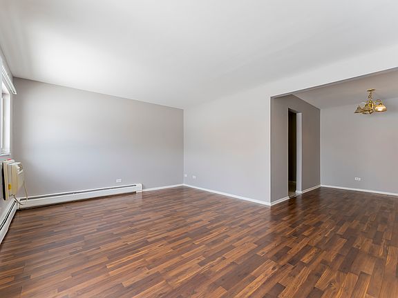 4th image of 703 E Fullerton Ave APT 107