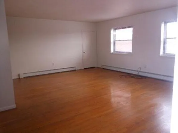 1215 N East St, Frederick, MD 21701