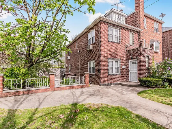 1313 Kearney Ave, Bronx, NY 10465