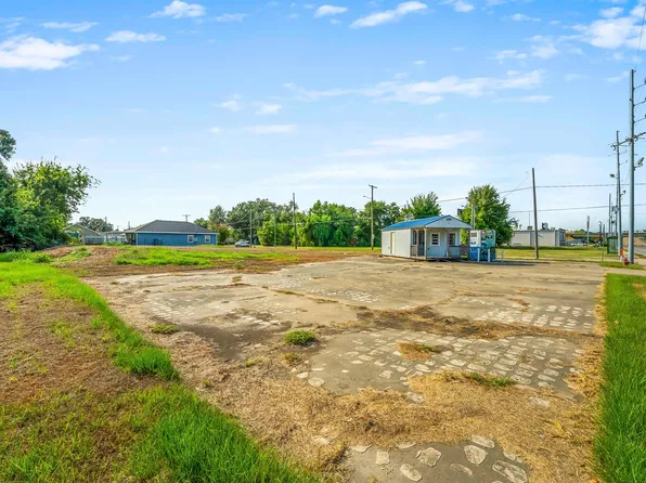 400 Enterprise Blvd, Lake Charles, LA 70601