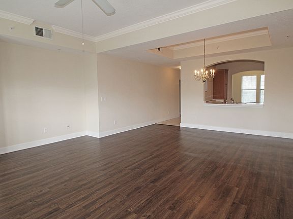 2nd image of 1231 Wright Cir #1307
