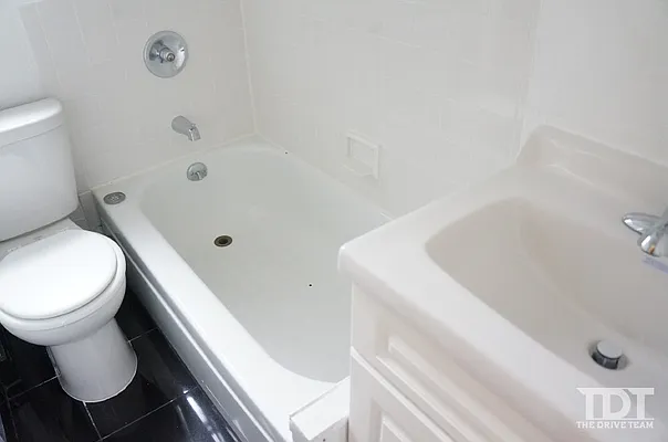 Rented by J Misrahi Realty Corp | media 29