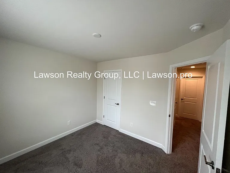 149 Shenandoah Ave — Photo 24
