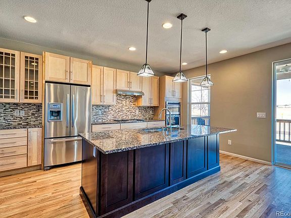 5th image of 9928 Olathe St