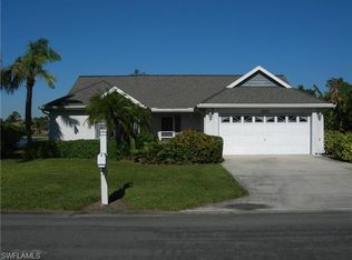 3655 Kent Dr, Naples, FL 34112