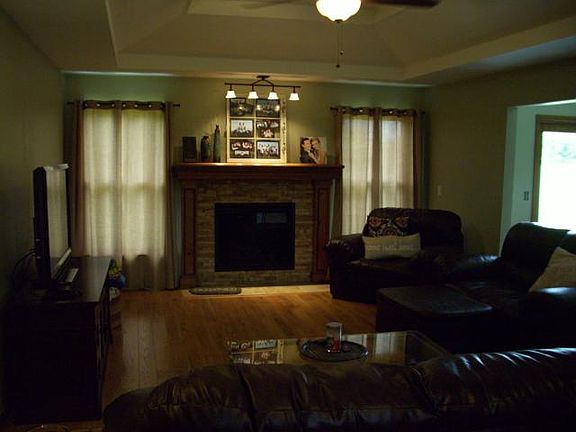 5th image of 8580 W 295th St