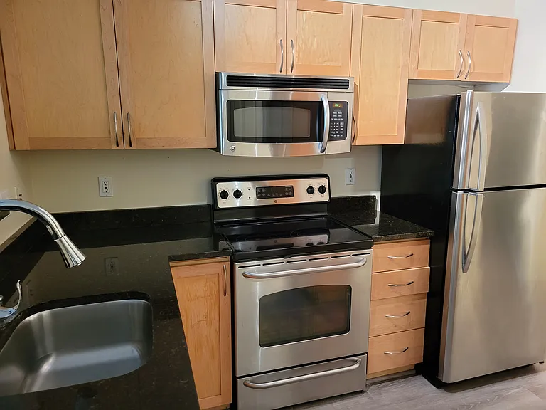 111 108th Ave NE #206 — Photo 12