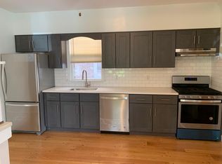 334 E 240th St #1, Bronx, NY 10470