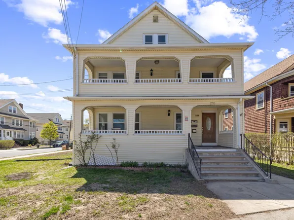 216 Broadway #2, Arlington, MA 02474