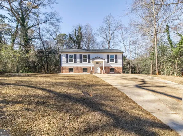 102 Oregon Ct, Warner Robins, GA 31093