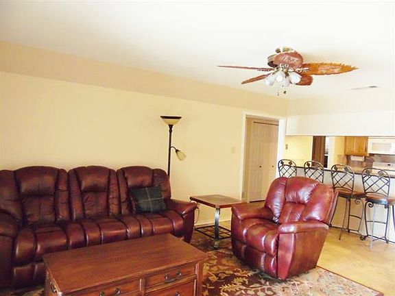 4th image of 1441 Ponderso Dr Unit 6