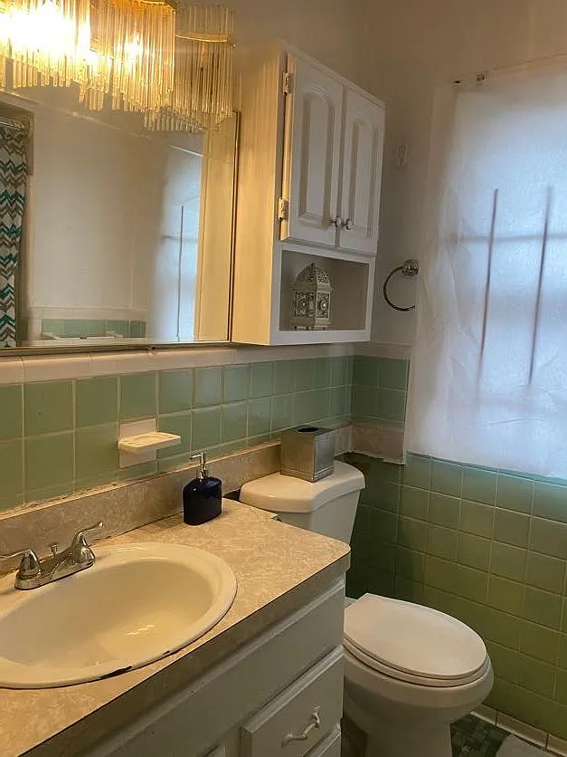3 bed, 805 sqft, $1,300 — Photo 4