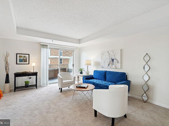 3rd image of 900 N Taylor St APT 1804