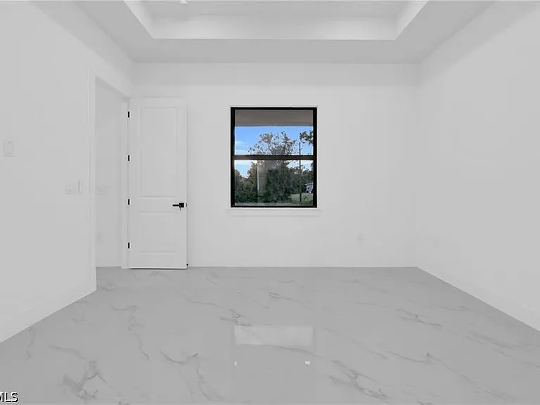 1601 Clark Ave — Photo 22