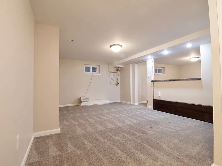 4460 Eliot St — Photo 22