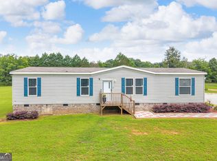 127 Georgia Dr, Hartwell, GA 30643