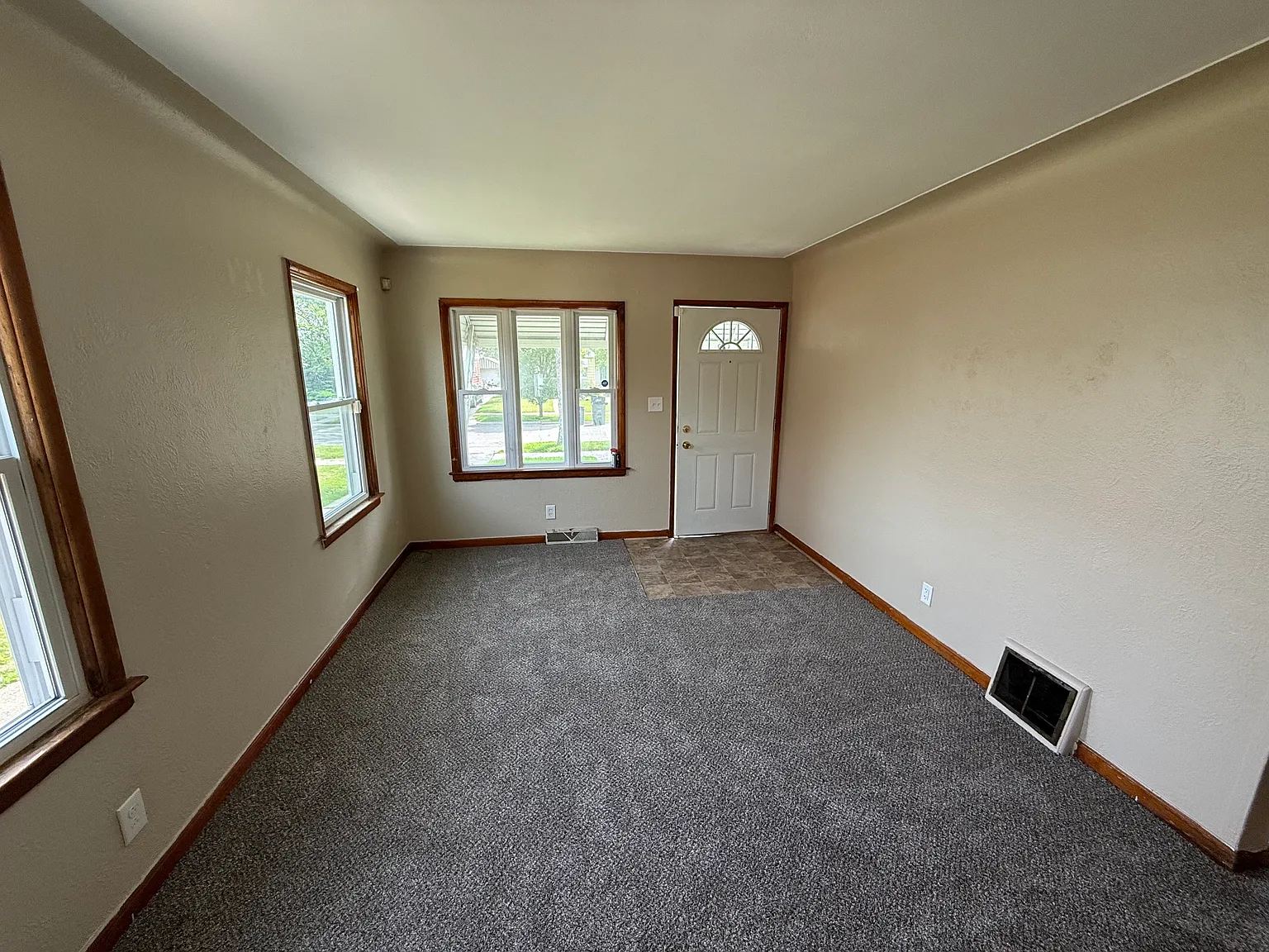 3629 Wersell Ave — Photo 3
