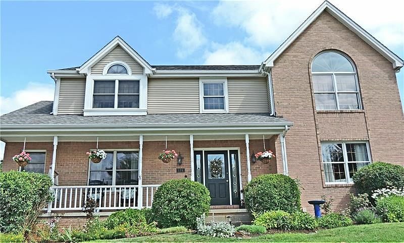 1st image of 136 Glenbrook Dr