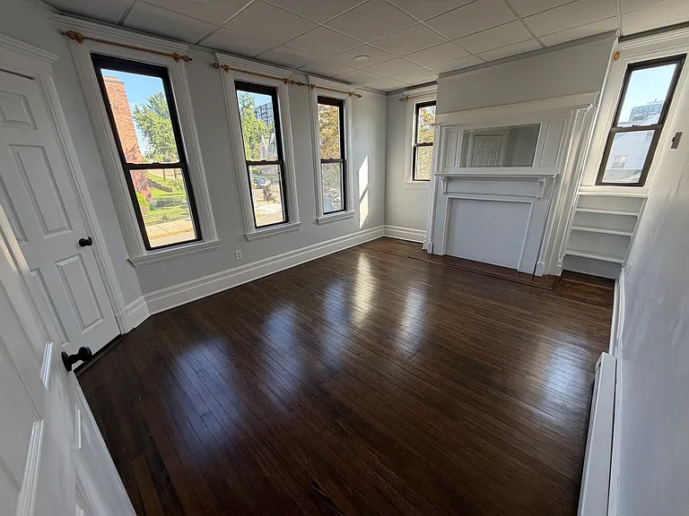 110 Passaic Ave #2 — Photo 7