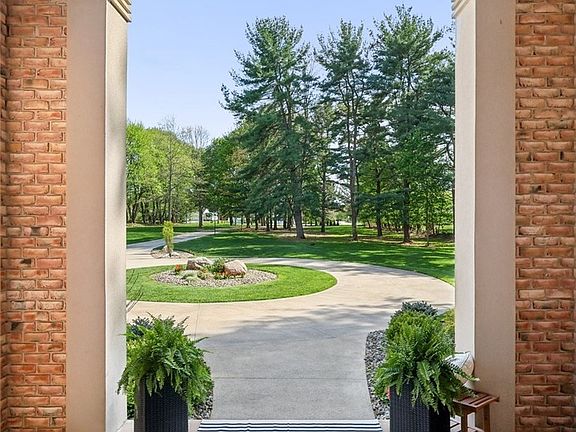 5th image of 2765 Graybill Rd