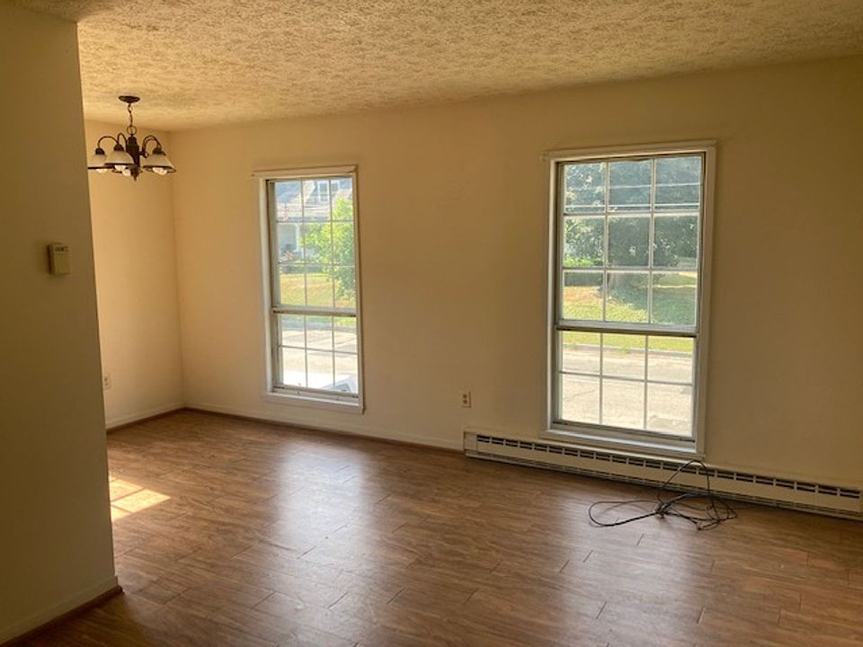 1st image of 713 W Church St #D