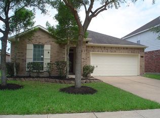 2016 Creek Run Dr, Pearland, TX 77584