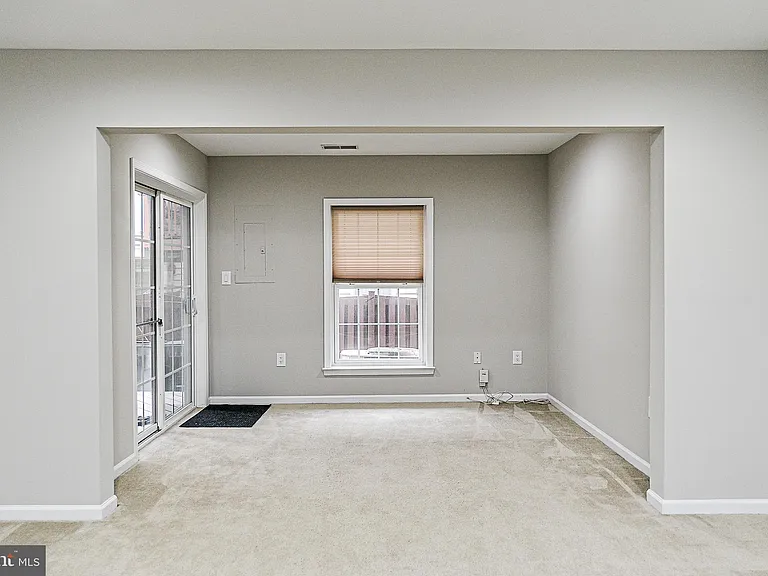4654 Hummingbird Ln — Photo 40