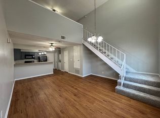 2112 E Airline Rd APT E, Victoria, TX 77901