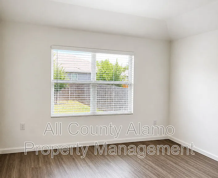 4327 Southton Loch — Photo 17