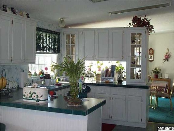 5th image of 120 Abruzzo Ln
