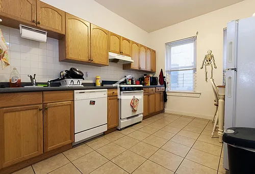 36 Brighton Ave #2B Photo 1