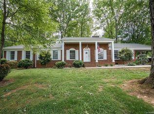 564 Stoneybrooke Rd, Statesville, NC 28677