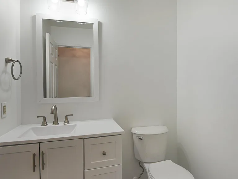 91 Premier Ct — Photo 21