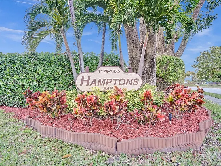 1233 Hampton Blvd — Photo 36