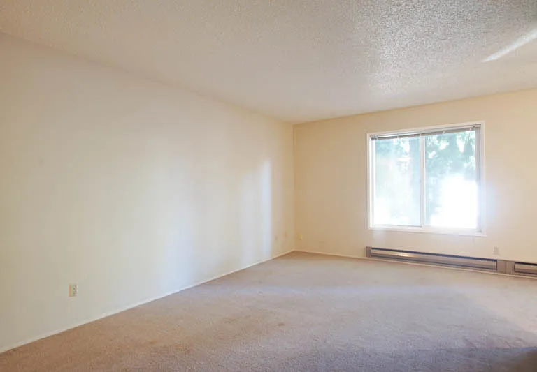 4030 SE Gladstone St #9 — Photo 4