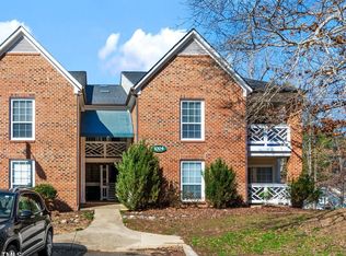 1004 Kingswood Dr APT J, Chapel Hill, NC 27517