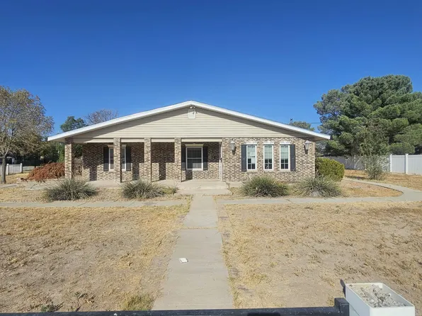 5105 Los Nogales Dr, Carlsbad, NM 88220