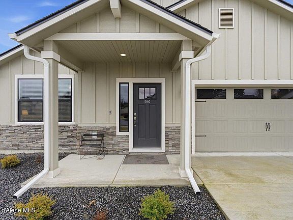 3rd image of 660 E Ripatti Way