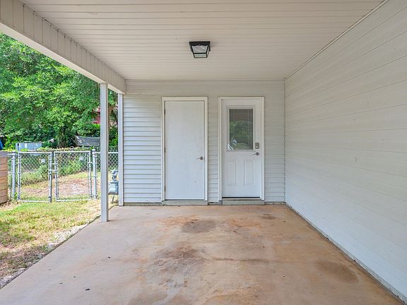 4th image of 30 Woodham Ave