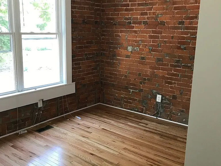 1614-1620 Clifton Ave — Photo 17
