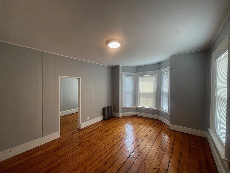 57 Summer St — Photo 4